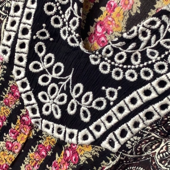 Free People - Sz M - Boho - 70’s - Dress / Tunic - tiered bell sleeves - Picture 8 of 11